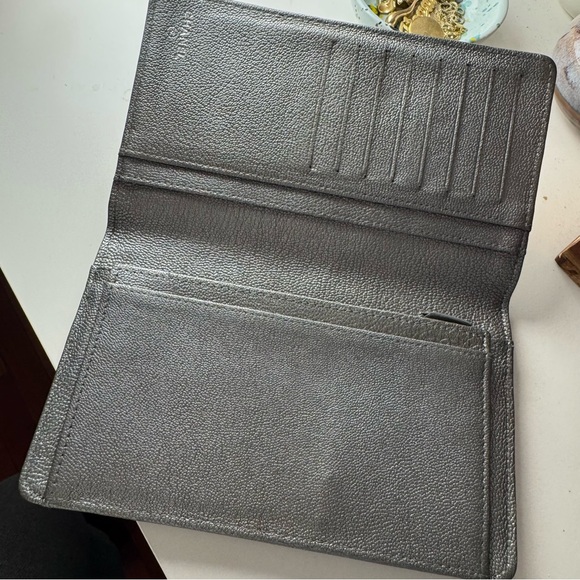 CHANEL Vintage Authentic Quilted CC Logo Wallet - Metallic Bronze - Picture 6 of 6